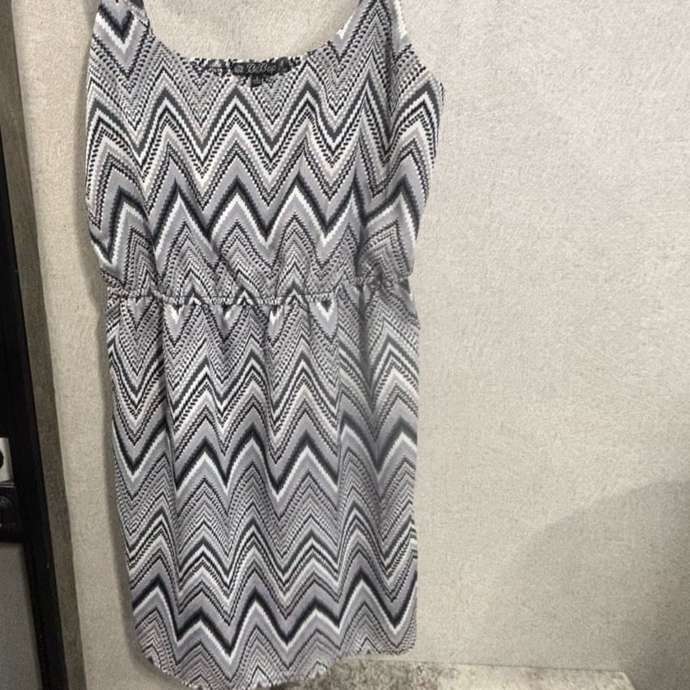 Bebop white & black and white Dress size large
